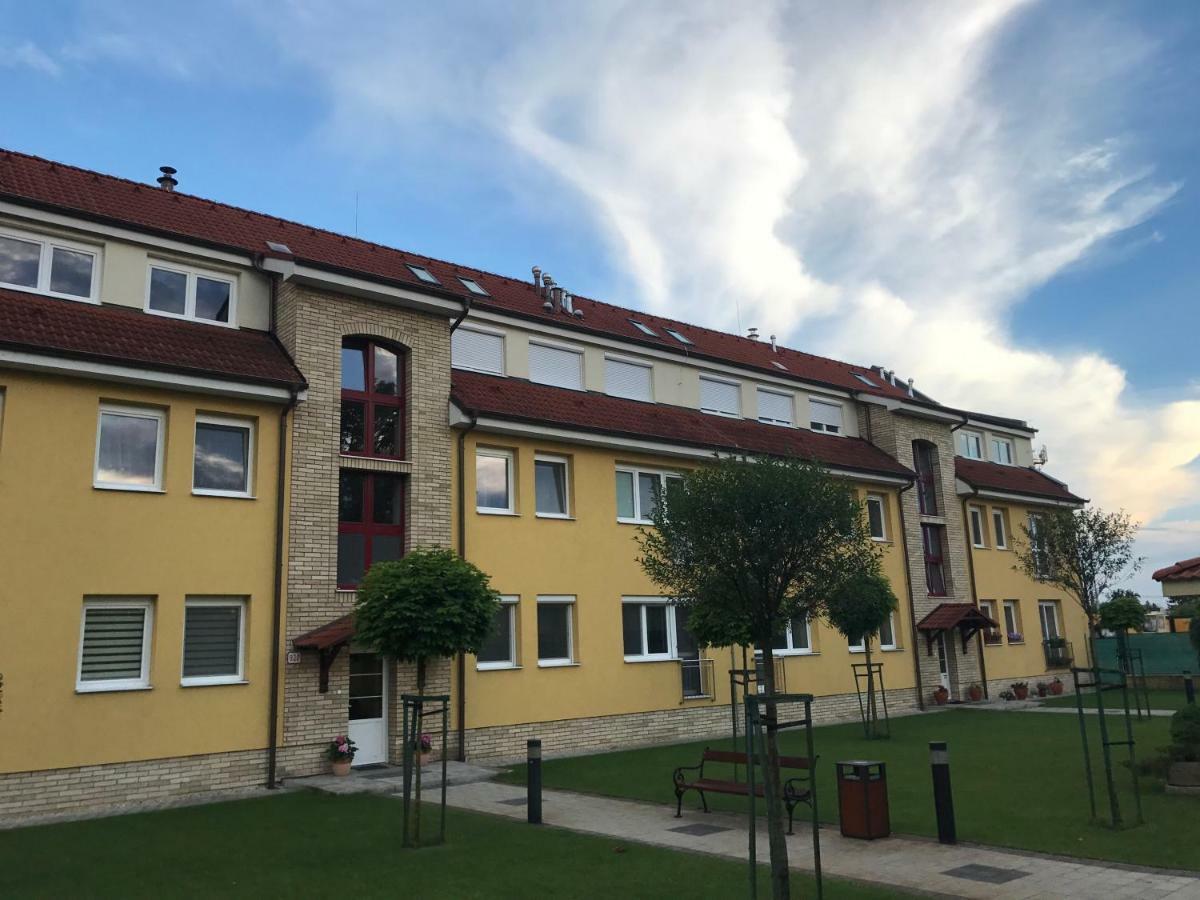 Prestige apartment Komárno Extérieur photo